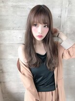 ロングヘアでひし形 好印象◎小顔ゆるふわ無造作カール/era加藤