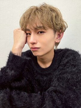 メンズマッシュツーブロック韓国ミルクティーベージュ