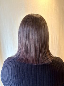 ココカラヘアー ニコ(cococara hair nico) 切りっぱなしボブ/縮毛矯正/トリートメント/カシスカラー/暖色