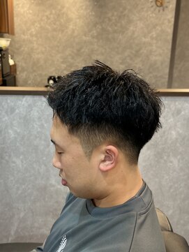 ザ クラン バイ ヘッドライト 仙台長町店(THE CLAN by HEADLIGHT) 【短髪パーマ | メンズショート×ソフトツイスト】