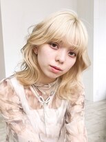 アルバム 池袋(ALBUM)&nbsp;顔周りレイヤー前髪カットミディアムホワイトベージュ_F21842