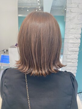 リーホリエ(Lee Horie) バッサリボブ×ラベンダーベージュ◎