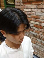 ヒロギンザバーバーショップ 丸の内店(HIRO GINZA BARBER SHOP)&nbsp;前下がりセンターパート
