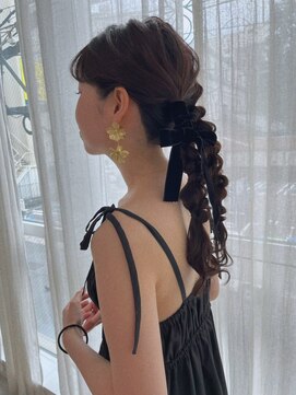 ハク アトリエ(HaKU atelier) ふわもこ大人ツインポニー