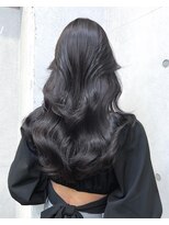 サイン 渋谷(SIGN)&nbsp;ザクザクレイヤーカット巻き方簡単ミディアムロング韓国表参道