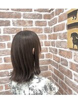 ポッケ(Pokke)&nbsp;艶つや外ハネボブ／透明感ベージュ