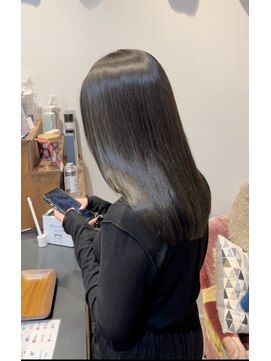 ゴッソ(gosso) ダークグレージュセミロング