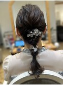 結婚式お呼ばれヘアアレンジゆるふわ編みおろし KA-44