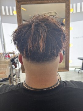 コワファースト 大分(COIFF1RST) フェードカット