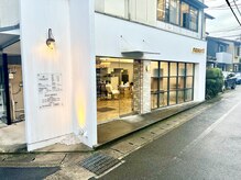 リゾートフォーヘアー 嵯峨店(ReSORT FOR HAIR)の雰囲気（右京区嵯峨でオシャレできれいなお店です(^_-)-☆）