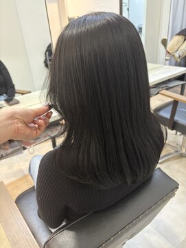 アルメリア 池袋(Arumeria) グレーブラックダークグレー暗髪韓国風10代20代30代