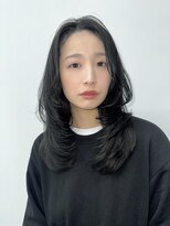 シック(CHIC)&nbsp;[CHIC yukino]ハッシュカット×ワンホンヘア×ブルーブラック