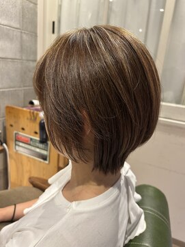 アットティー 金沢文庫(at tee...) 白髪ぼかしハイライト