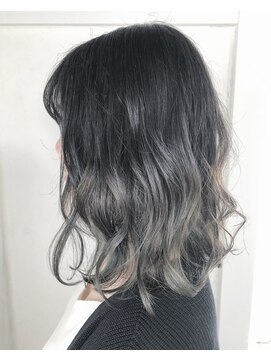 アンフィドットドゥルドゥ(AnFye.dueldo) 【AnFye.dueldo 】グラデーション × グレー