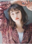 大人小顔セミディ柔らかアッシュブラウン