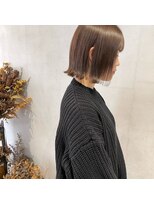 ミント(mint)&nbsp;切りっぱなしボブ/外ハネボブ/ボブ/オリーブグレージュ