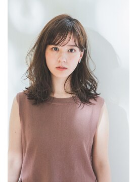 ガーデン オオタカノモリ(garden otakanomori) くびれヘア デザインカラー ペールベージュ 外ハネボブ  パーマb