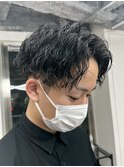 センターパートツイストスパイラルパーマメンズマッシュパーマ