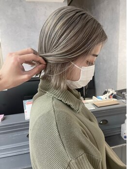 エル ヘアサロン なんば店(eL)の写真/最旬トレンドカラーも☆人気の艶カラー、ケアブリーチ使用◎ダメージレスで周りに自慢したくなる髪色に♪