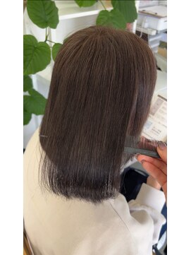 クーペ(coupe) 白髪を活かした大人くすみカラー♪