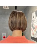 大人ボブ ハイライト 白髪ぼかし マッシュ ショート