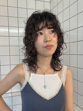スタニング 渋谷(STUNNING.) ウルフパーマ くるくるパーマ レイヤーパーマ
