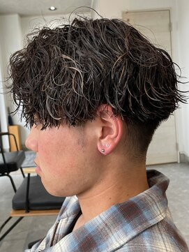 フゥ 宇都宮(FeU) 波巻きパーマメンズパーマメンズヘアツーブロックツイストパーマ