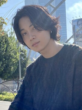 ユーフォリア 渋谷グランデ(Euphoria SHIBUYA GRANDE) ミディアムウルフ　メンズセンターパート　MOMO