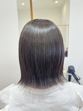 アーチ 十三部店(arch) 切りっぱなしボブ