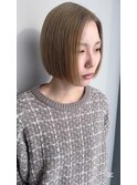 mini bob×white beige