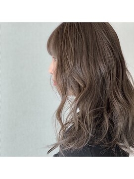 ノイン(noine) noine♪marina   春夏人気のクリアベージュ