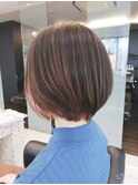 ショートボブ