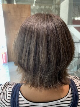 リエア(Re:EA) グレージュ