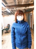 レイヤーミディアムに合わせたパーマと暖色カラー