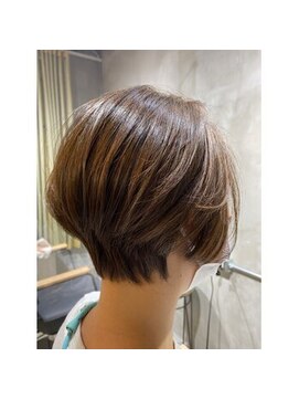 グラスバイネオリーブ 大倉山駅前店(grace by neolive) 髪質改善/大人ショート/ミニボブ/ふんわりカール/大倉山
