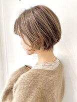 【VIE/つばさ】カットが得意◎女性らしいショートボブ 31