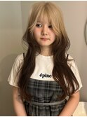 ブロンドとブラウンルーツカラー