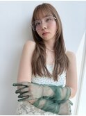 透け感ベージュ×ナチュラルレイヤー