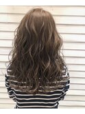 シアーグレージュ