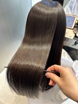 ハルキミナト ジャパン ヨコハマ(HARUKI MINATO japan YOKOHAMA)&nbsp;自然にまとまるストレートロング 20代/30代/40代女性