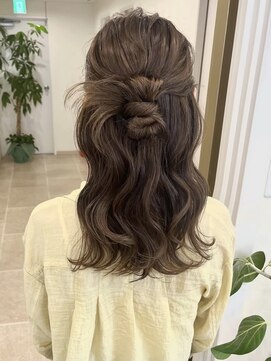 ディティカ ティア(Dityca tia) おしゃれさんカチモリハーフアップ【Shiraha】