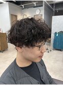 『Root』周りと差がつくプードルパーマ