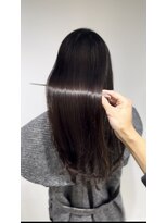 リエル(LIERU)&nbsp;髪に合わせたナチュラルなストレート