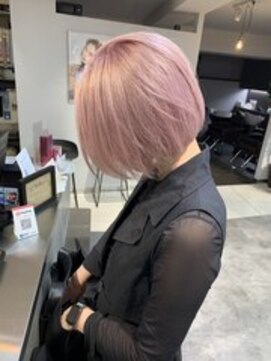 ユーフォリア 青山(Euphoria) ラベンダーカラーシースルーバングタンバルモリレイヤーカット◎