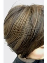 グリーンルーム(green room)&nbsp;ハイライト・ローライトの組み合わせで立体カラー