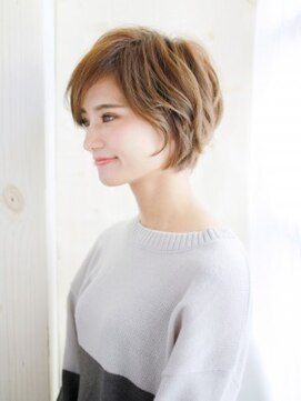 ヘアメイク ナル(hair make nalu) 大人可愛い外ハネショートヘア