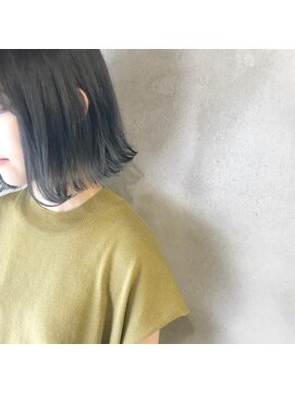 ミント(mint) 赤み除去！アディクシーカラーで透明感グレー！