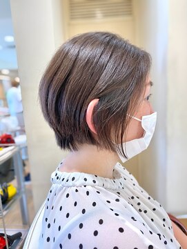 レンジシキチジョウジ (RENJISHI KICHIJOJI) 耳掛けショートボブ［RENJISHI  KICHIJOJI］