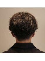 クランク(CRANK)&nbsp;くせ毛を活かしたセンターパート