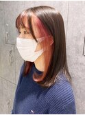 ピンクフェイスフレーミング_アースカラーくびれヘア_ba361831